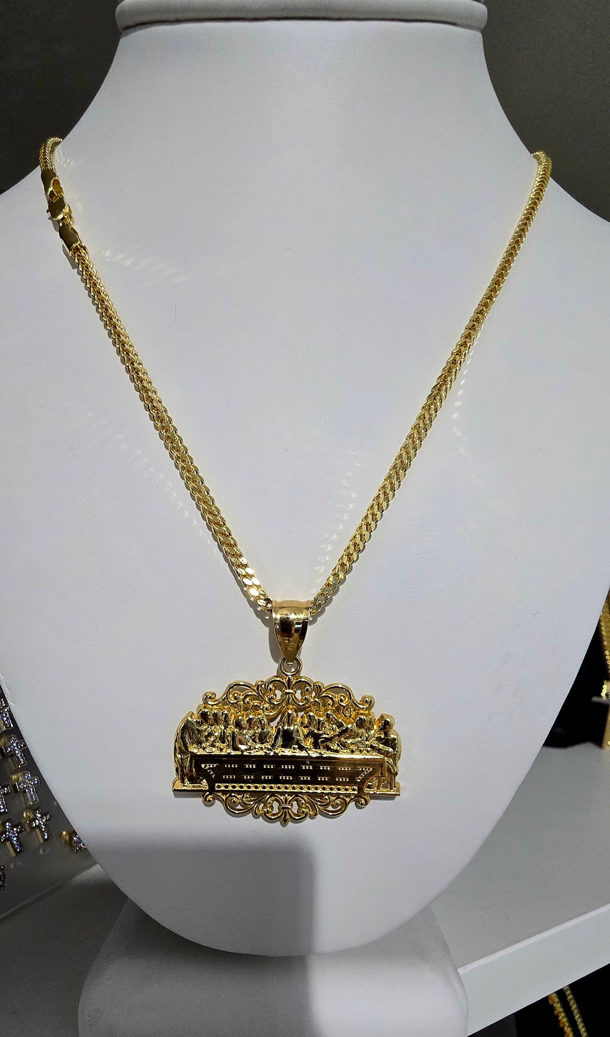 Cadena con dije 10k