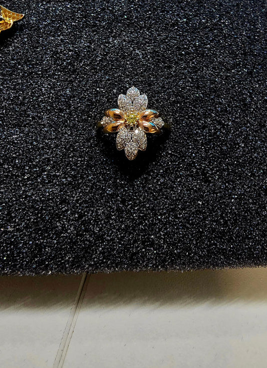 Anillo de flor 10k